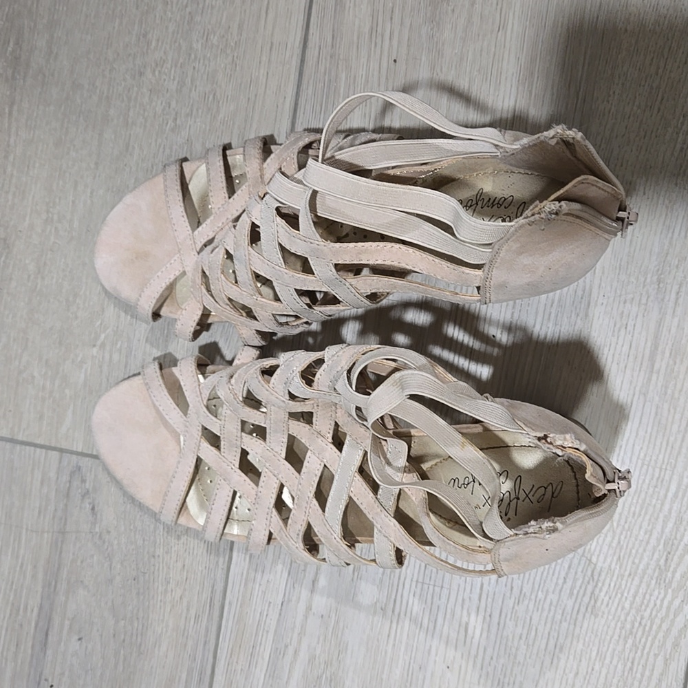 Women's Dexflex comfort sandals, size 9, beige